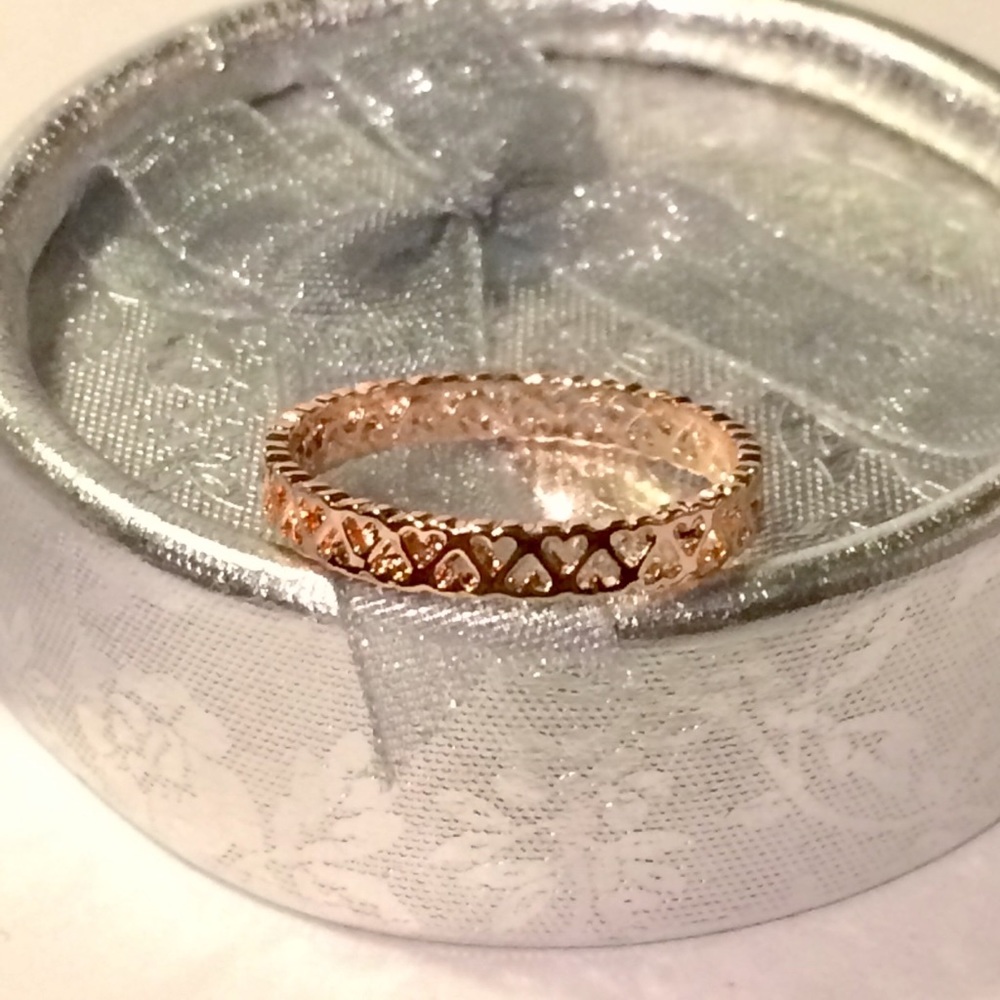 Chain of Hearts Midi Ring - Picture 3 of 4
